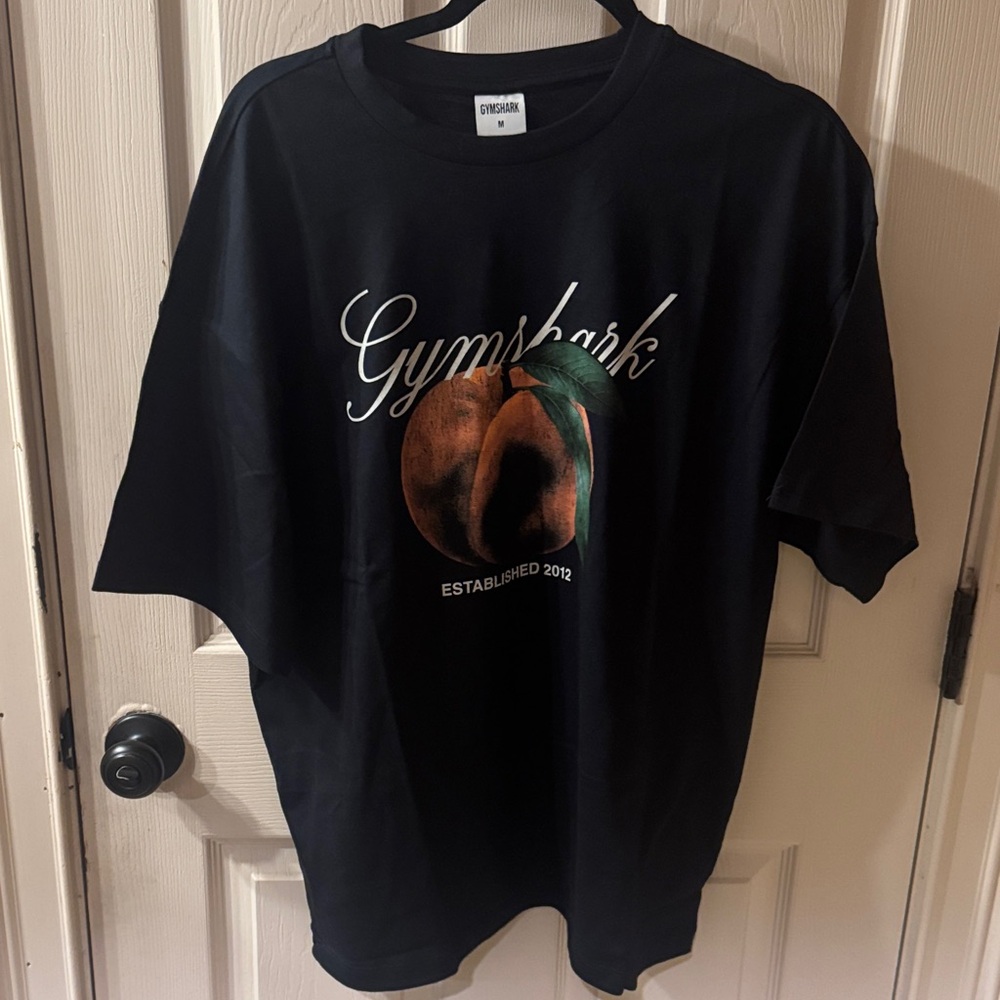 Gymshark Black Short-Sleeve Tee with Peach Graphic